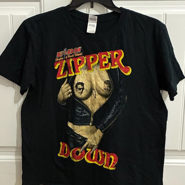 Gildan EDM Zipper Down 2015 North American Tour T-Shirt Size L Black