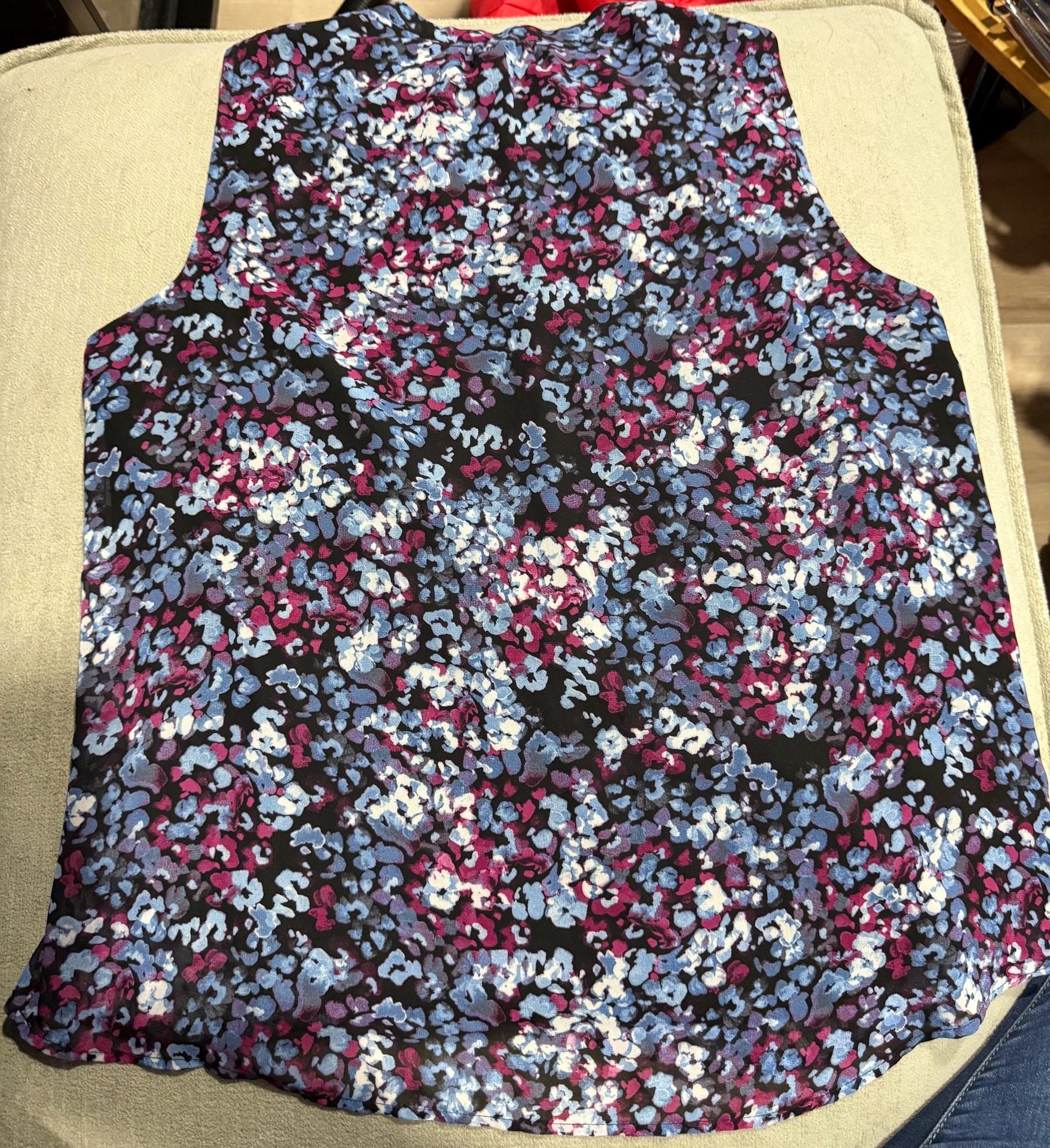 Kasper Keyhole Blouse Size M Blue Floral Sleeveless Top 5