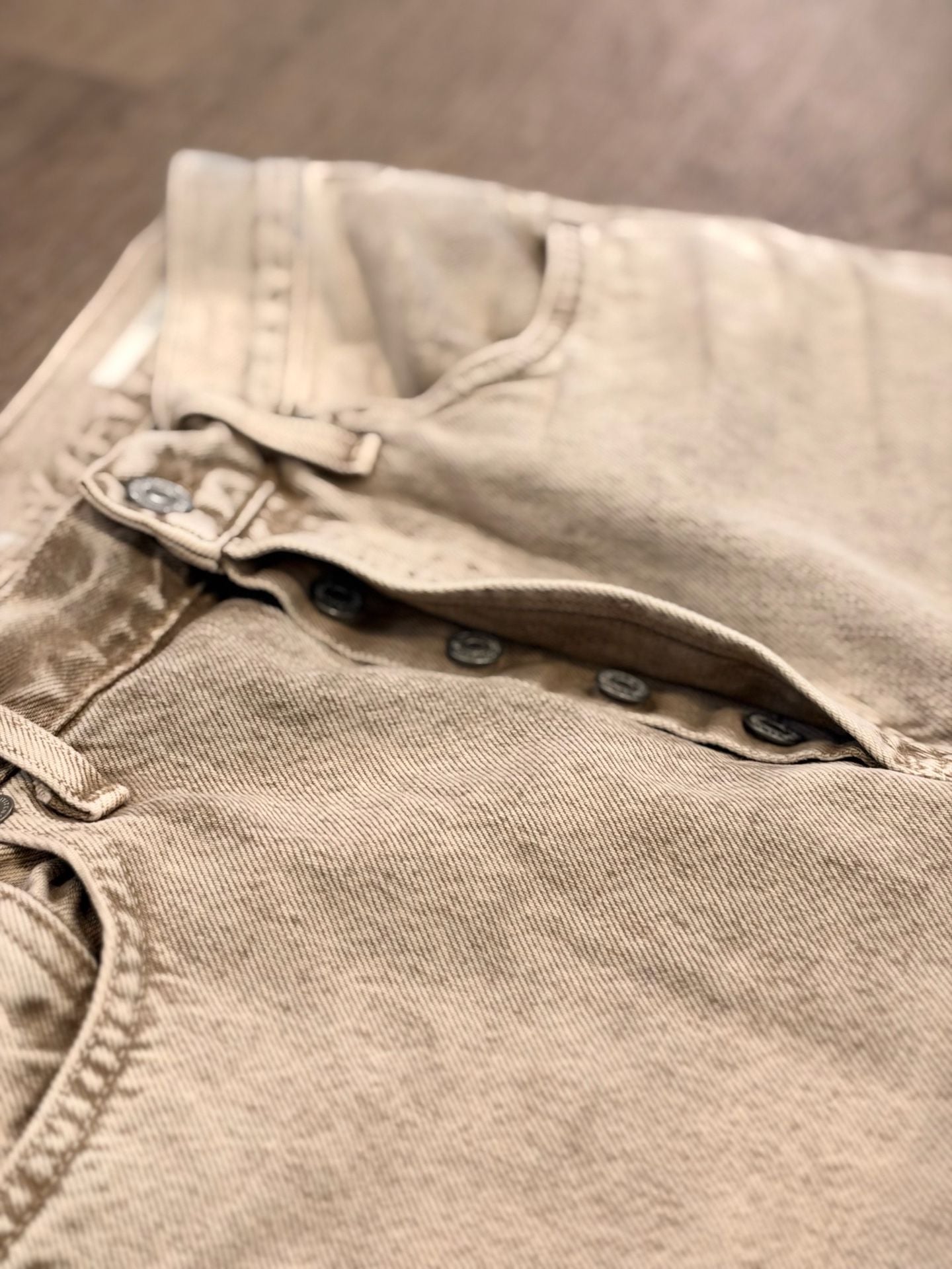 Product thumbnail 6