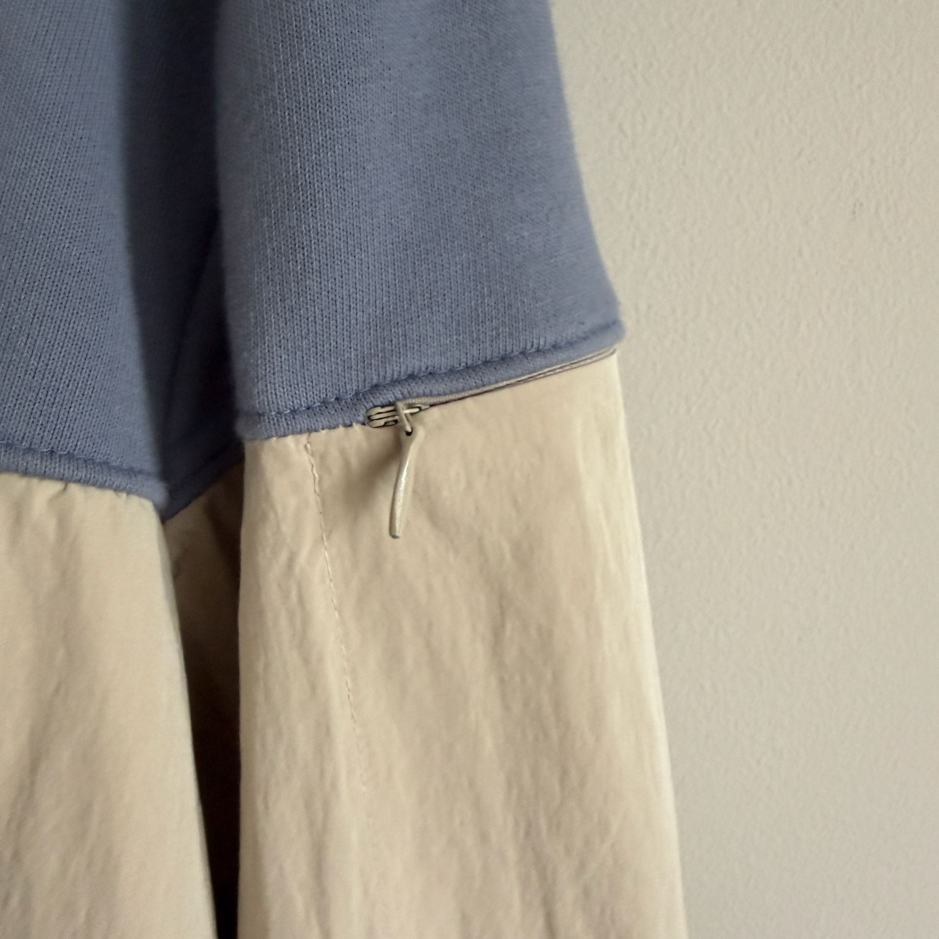Dear Miler Color Block Sweatshirt Size M Blue Tan Nylon Cotton 5