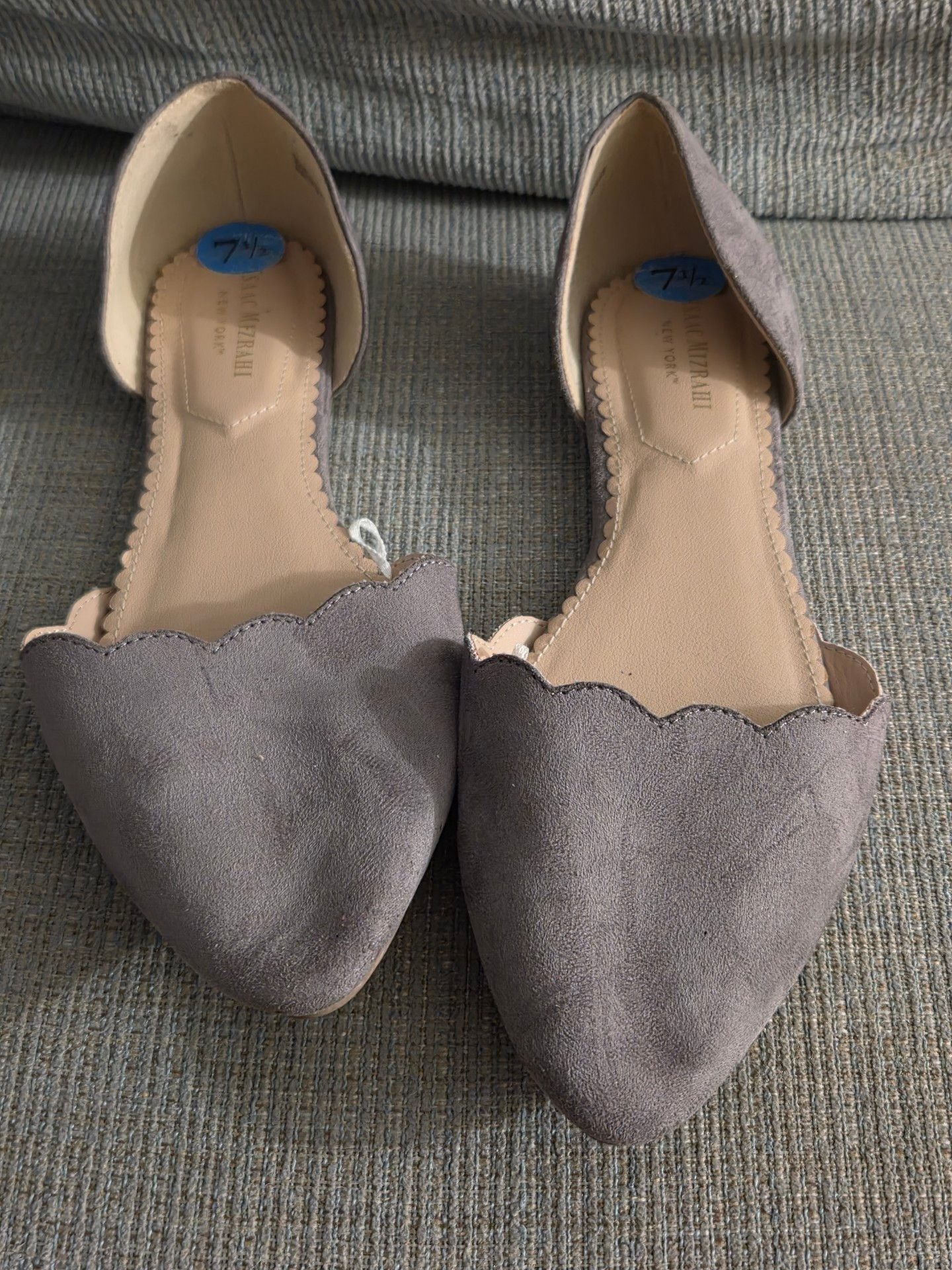 Isaac Mizrahi Flats Size 7.5 Gray Suede Scalloped D'Orsay 2