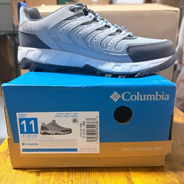 Columbia Strata Trail Low Women Size 11 Hiking Shoes Steam Vapor Grey
