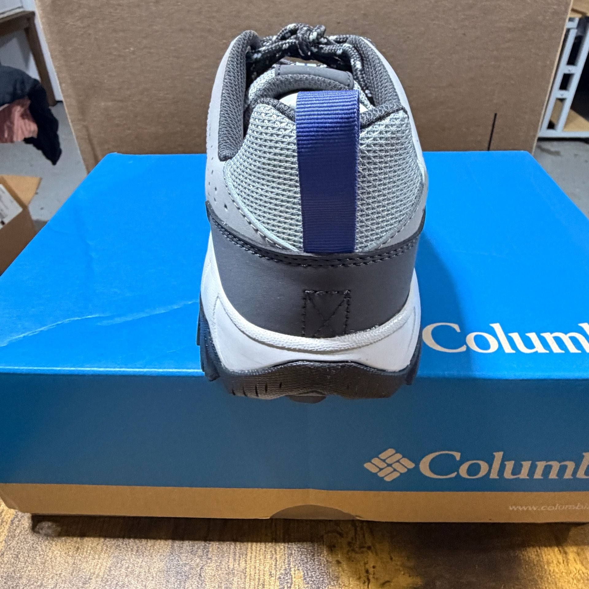 Columbia Strata Trail Low Women Size 11 Hiking Shoes Steam Vapor Grey 6