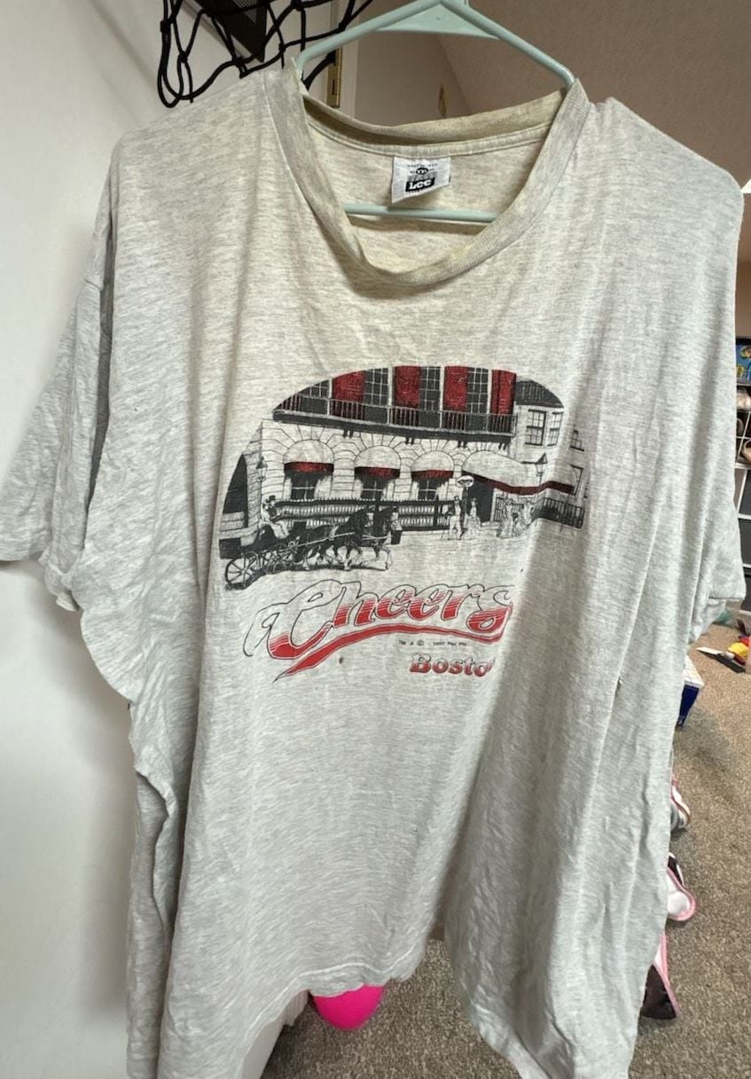 Lee Cheers Boston TV Show T-Shirt XXL Gray Vintage 2