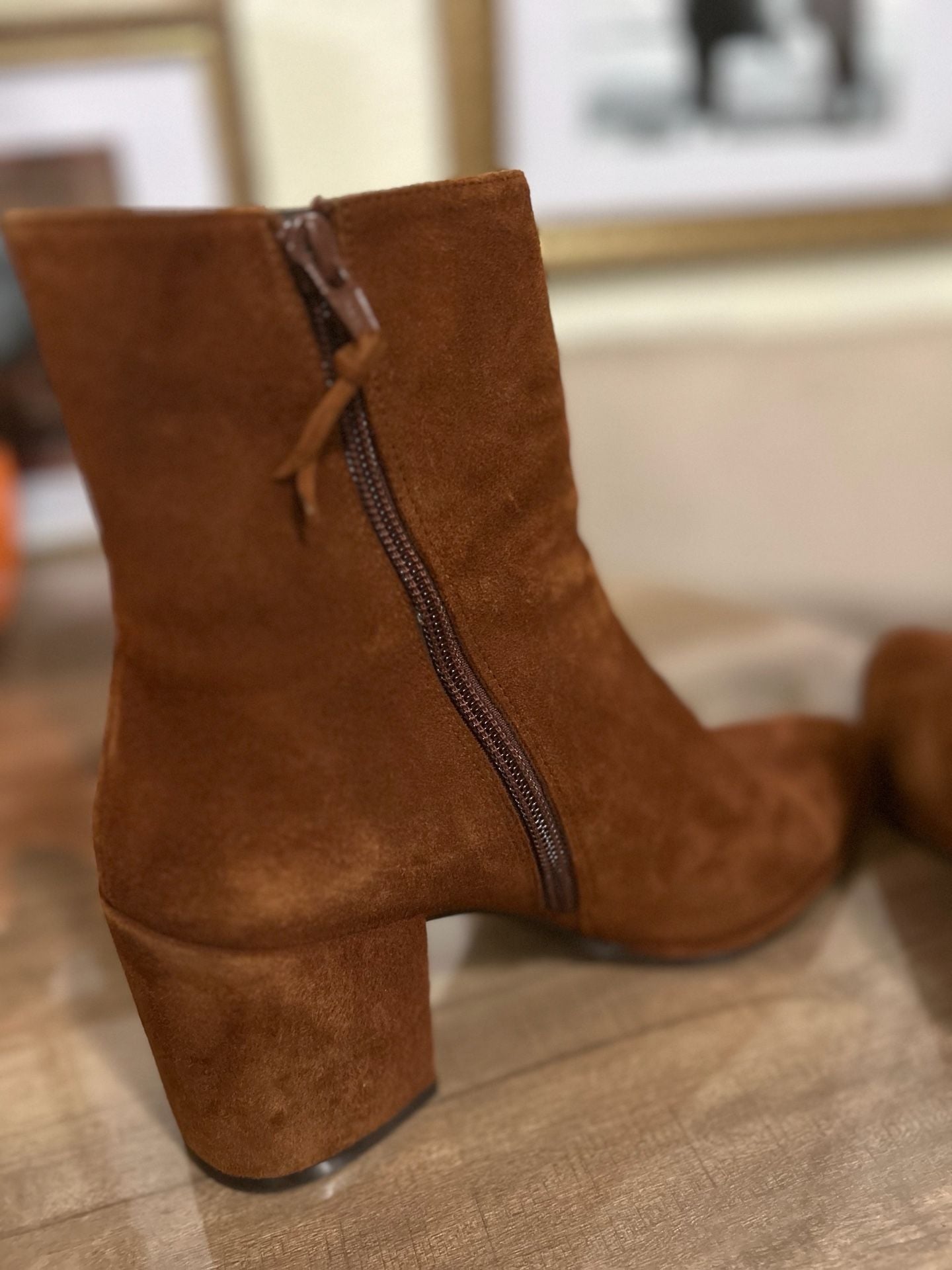 Stuart Weitzman Ankle Boots Size 7.5M Brown Suede Block Heel 3