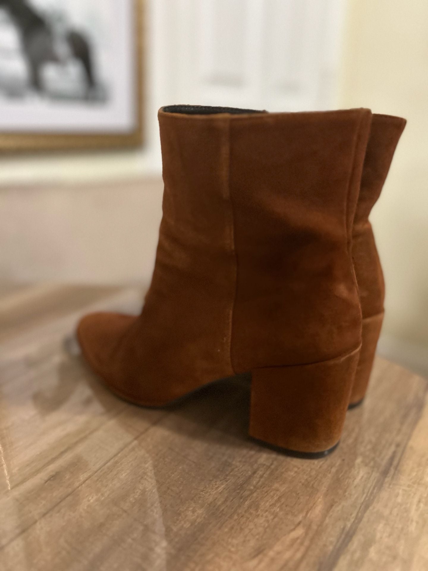 Stuart Weitzman Ankle Boots Size 7.5M Brown Suede Block Heel 6