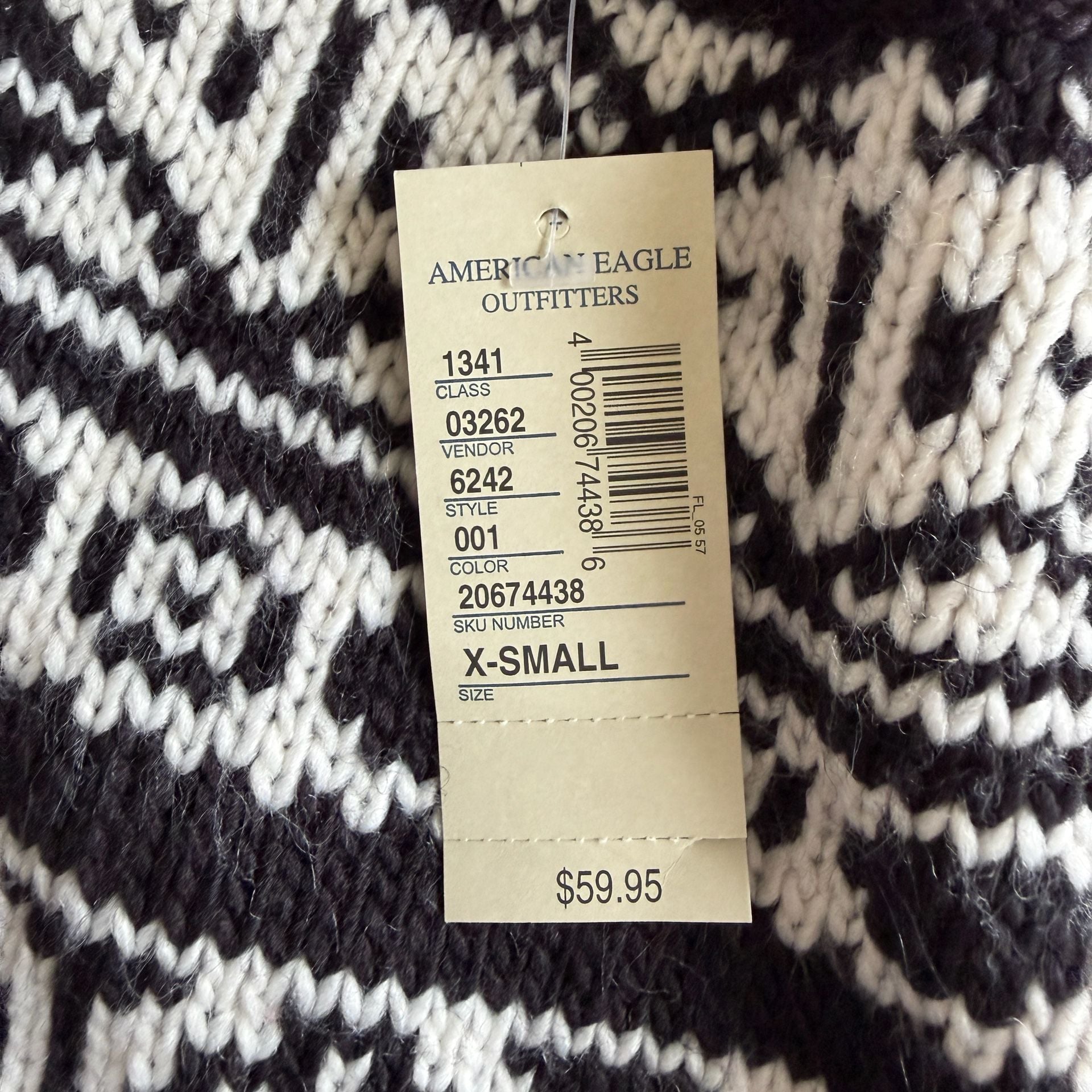 American Eagle Outfitters Fair Isle Sweater Size XS Black White Wool Blend 7