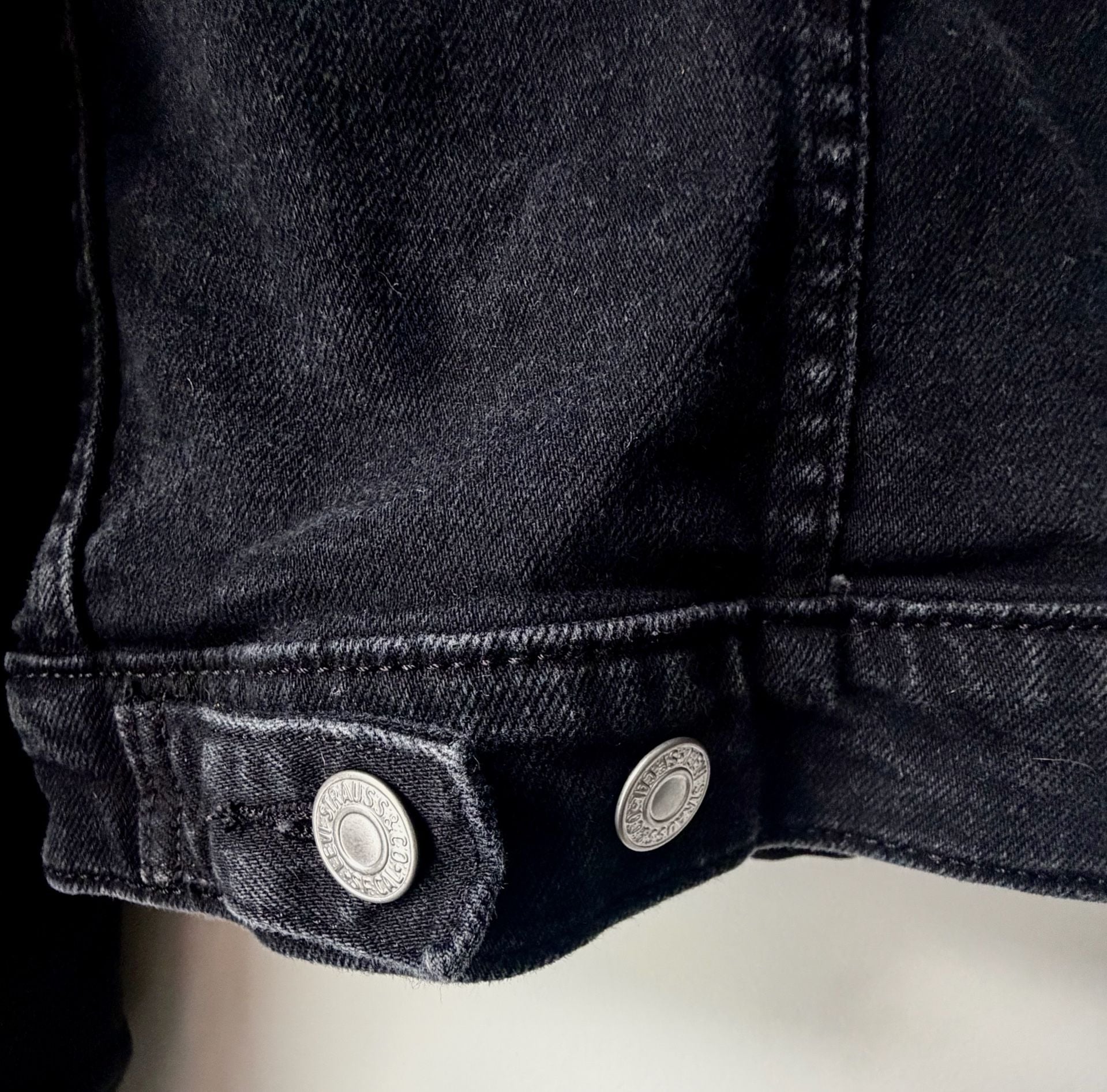New Levis Hybrid Original Trucker Jacket - Black 5