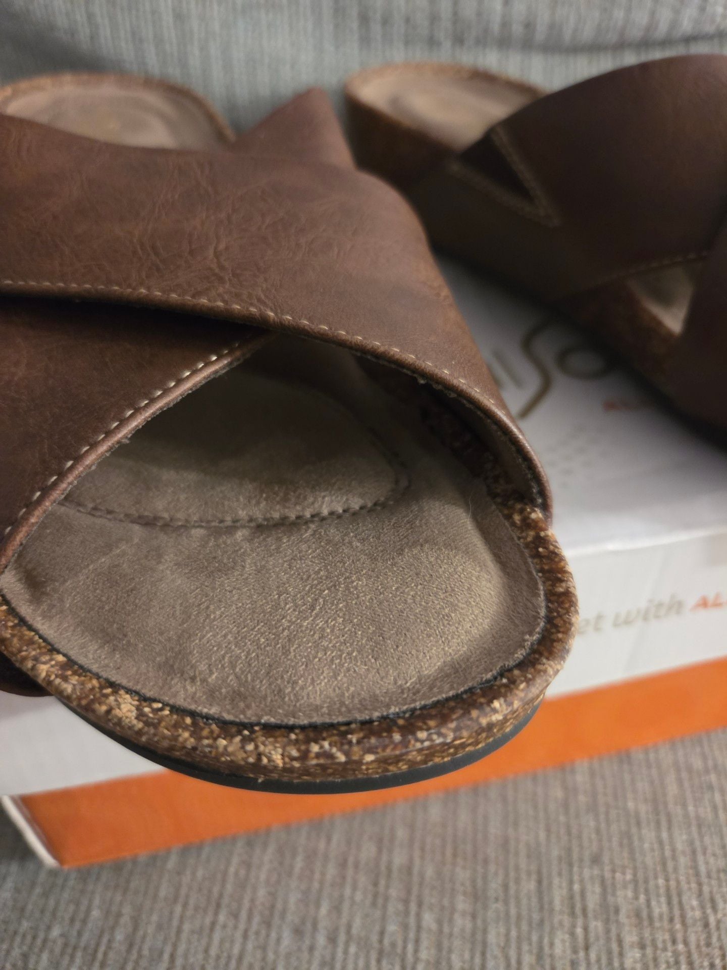 Natural Soul Kyra Wedge Sandals Brown 3