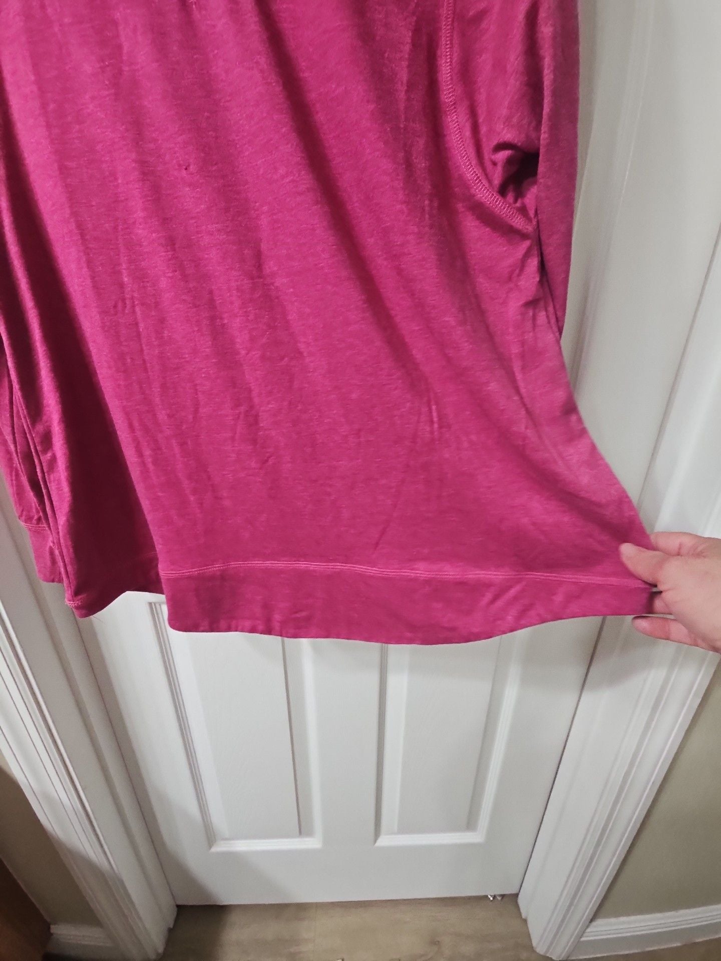 Haute Edition Long Sleeve Sweatshirt Size M Pink Crewneck Pullover NWT 6