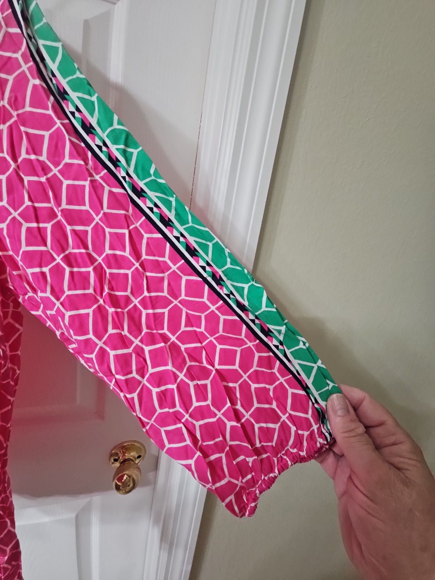 Crown & Ivy Blouse Size PL Pink Green Geometric Print 3