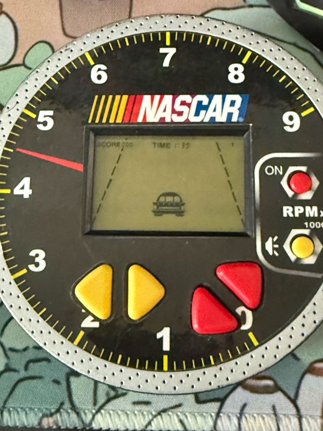 NASCAR electronic hand held racing game Techno Source 2005 1