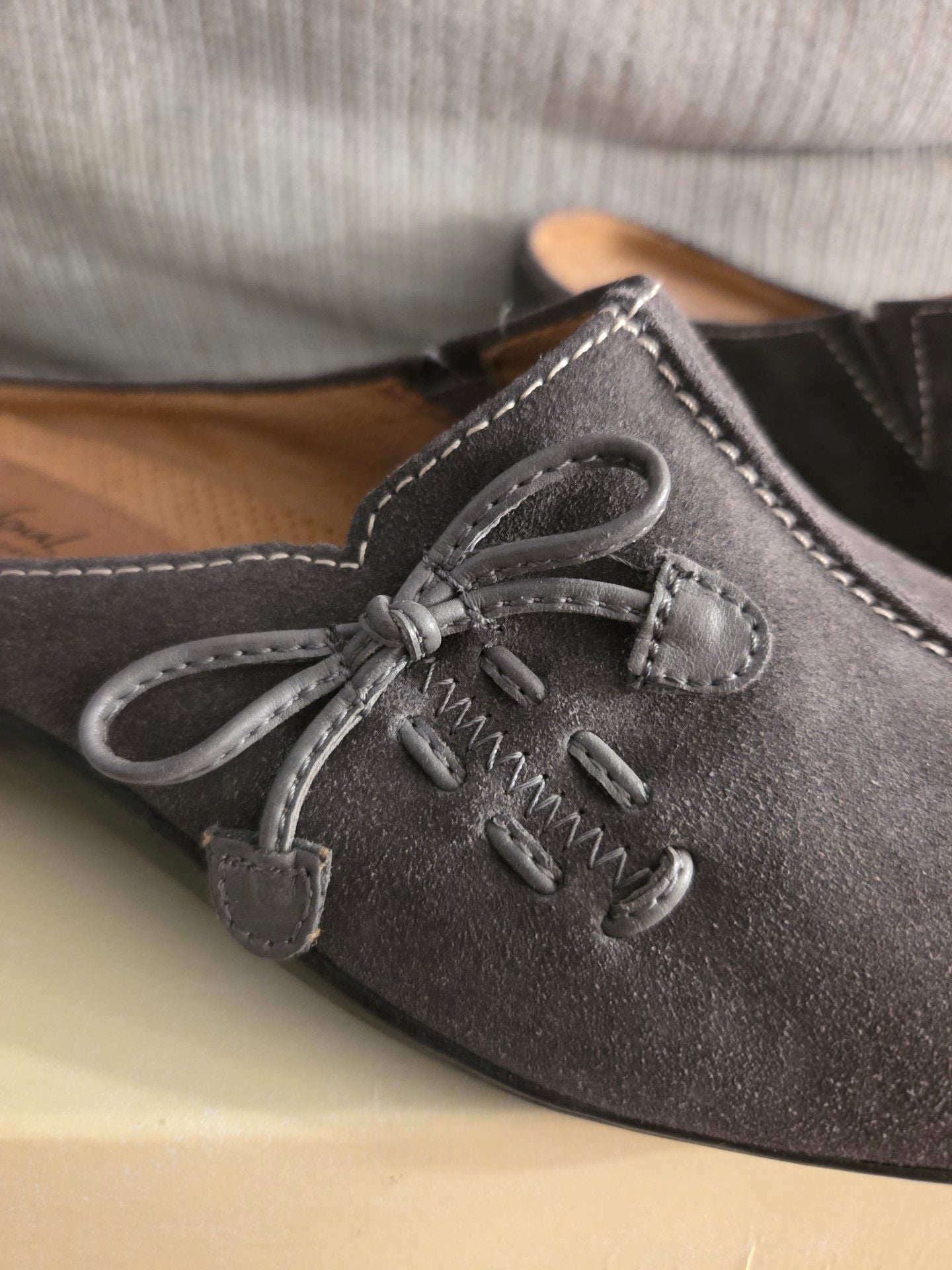 Natural Soul Fanner Size 7.5 Grey Suede Mules 3