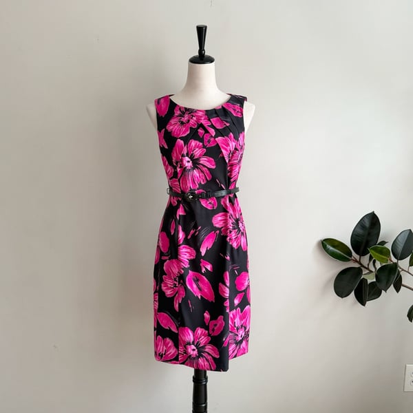 Dressbarn Dress Size 6 Black Pink Floral Sleeveless Sheath Belted