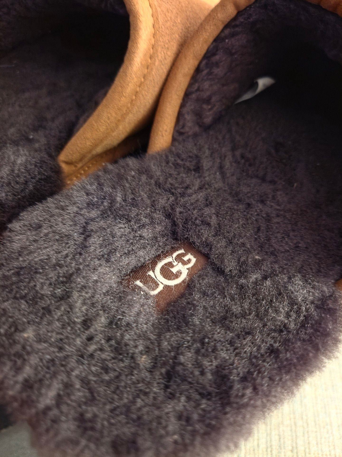 UGG Scuff Logo Slippers Size 45 EU Chestnut Espresso 4