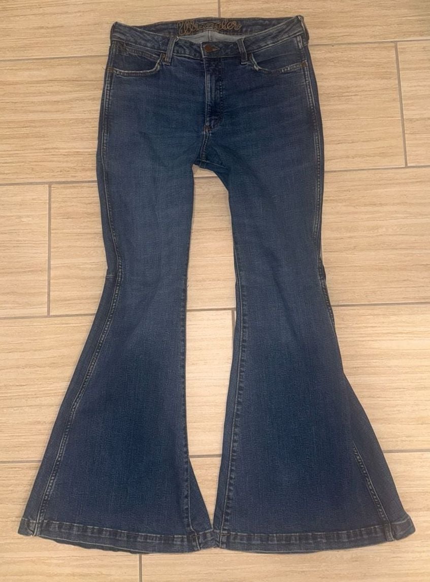 Wrangler High Rise Flare Jeans Blue Denim 31X34 cowgirls 2