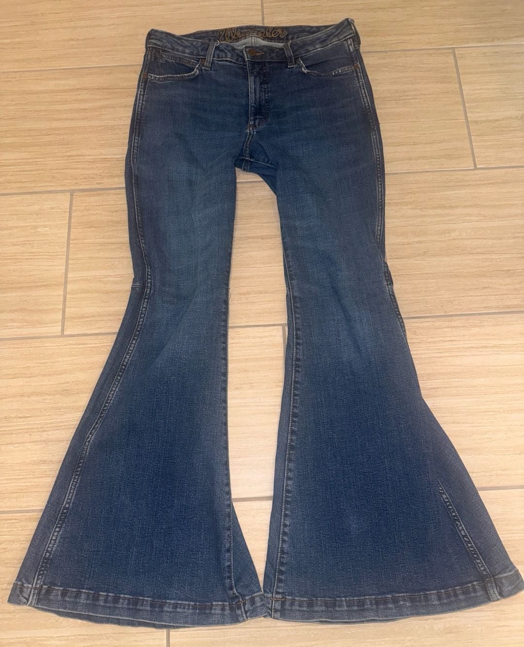 Wrangler High Rise Flare Jeans Blue Denim 31X34 cowgirls 3