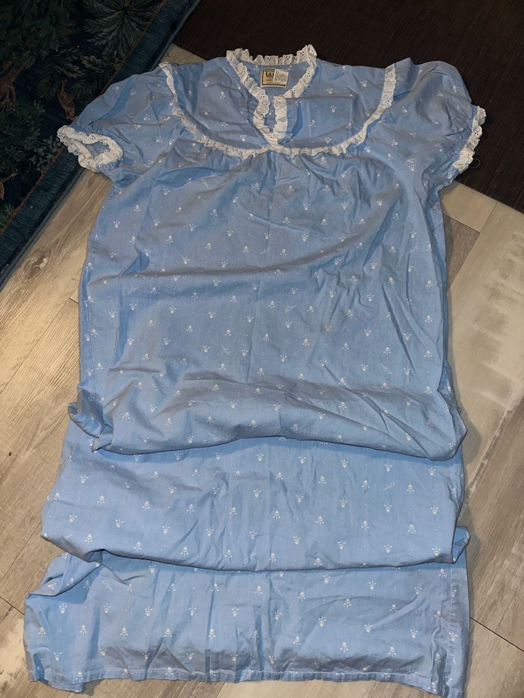 Made in USA L.L. Bean Nightgown Size XL Blue Floral Cotton Lace Prairie Sleepwear 2