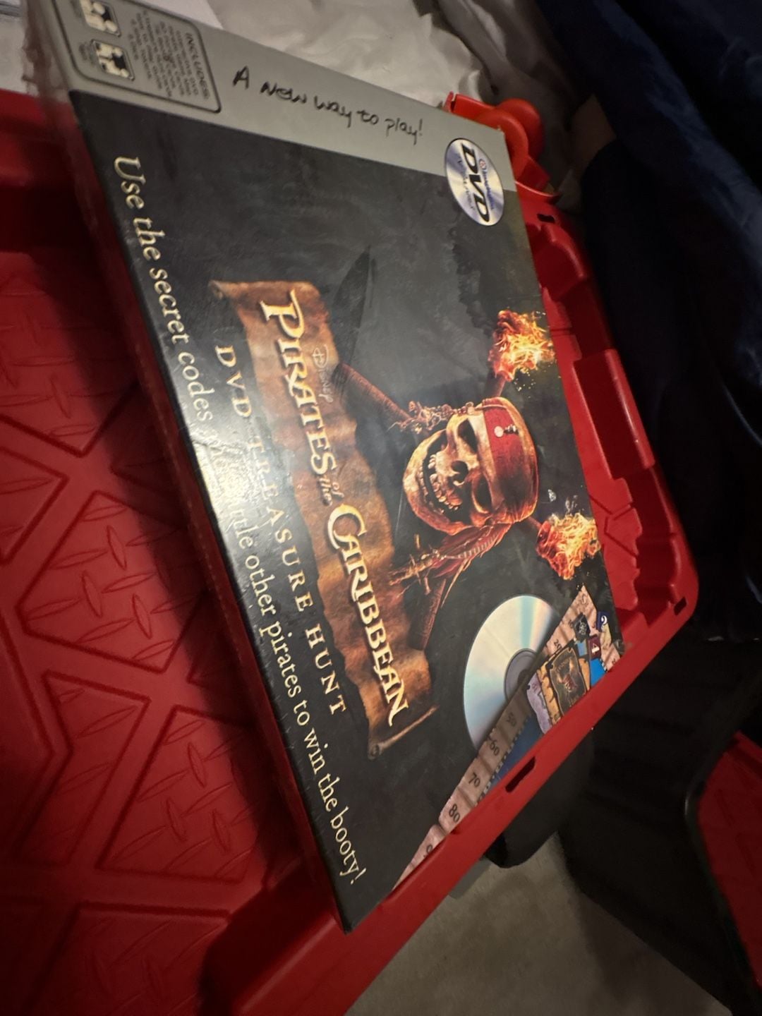 Disney Pirates of the Caribbean DVD Treasure Hunt Board Game 1