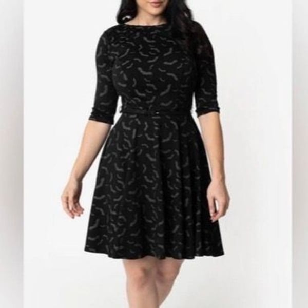 Unique Vintage Stephanie Bat Print Dress Sz XS/2 Black Halloween Goth Whimsigoth dark academia