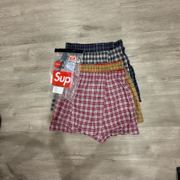Supreme Hanes Plaid Boxers Size S 4 Pack