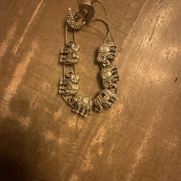 Vintage Elephant Charm Bracelet Silver Tone