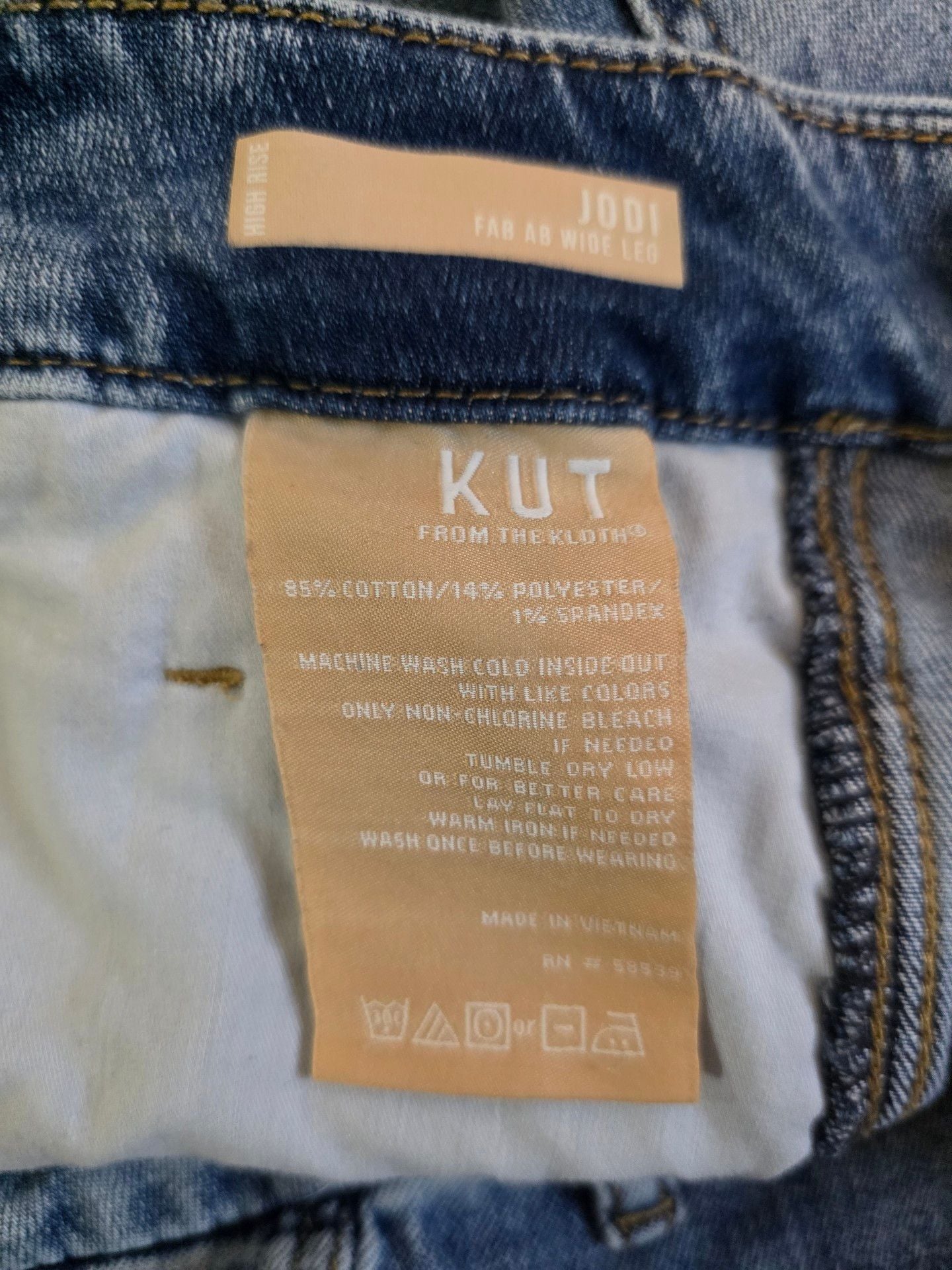 KUT from the Kloth Jodi Fab Ab Wide Leg Jeans Size 14W 7