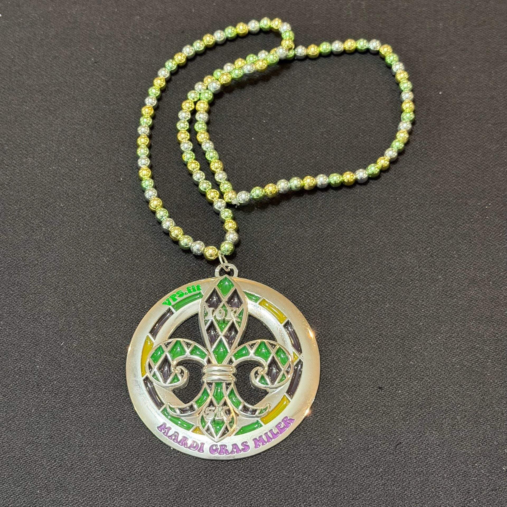 Vps.Fit Mardi Gras Miler Fleur De Lis Medal Necklace 2