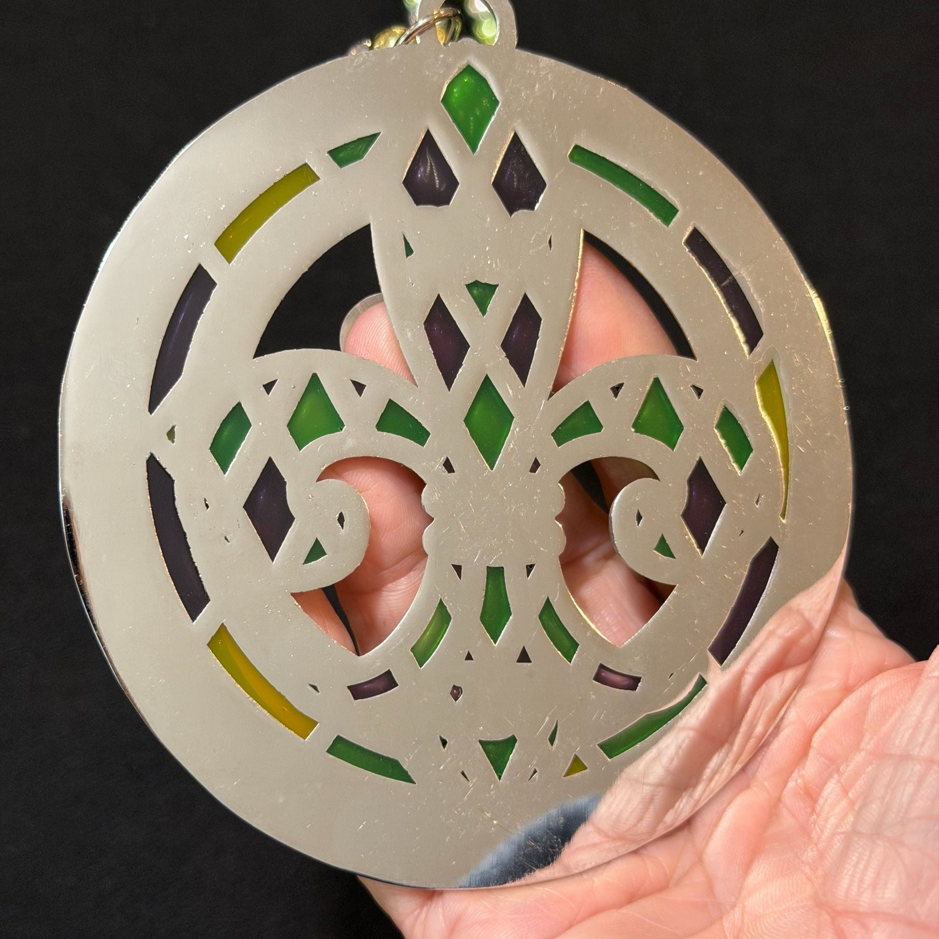 Vps.Fit Mardi Gras Miler Fleur De Lis Medal Necklace 4