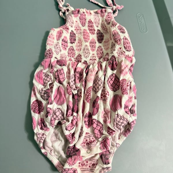 Kate Quinn Smocked Bubble Romper Size 6-12M Pink Easter Egg Print