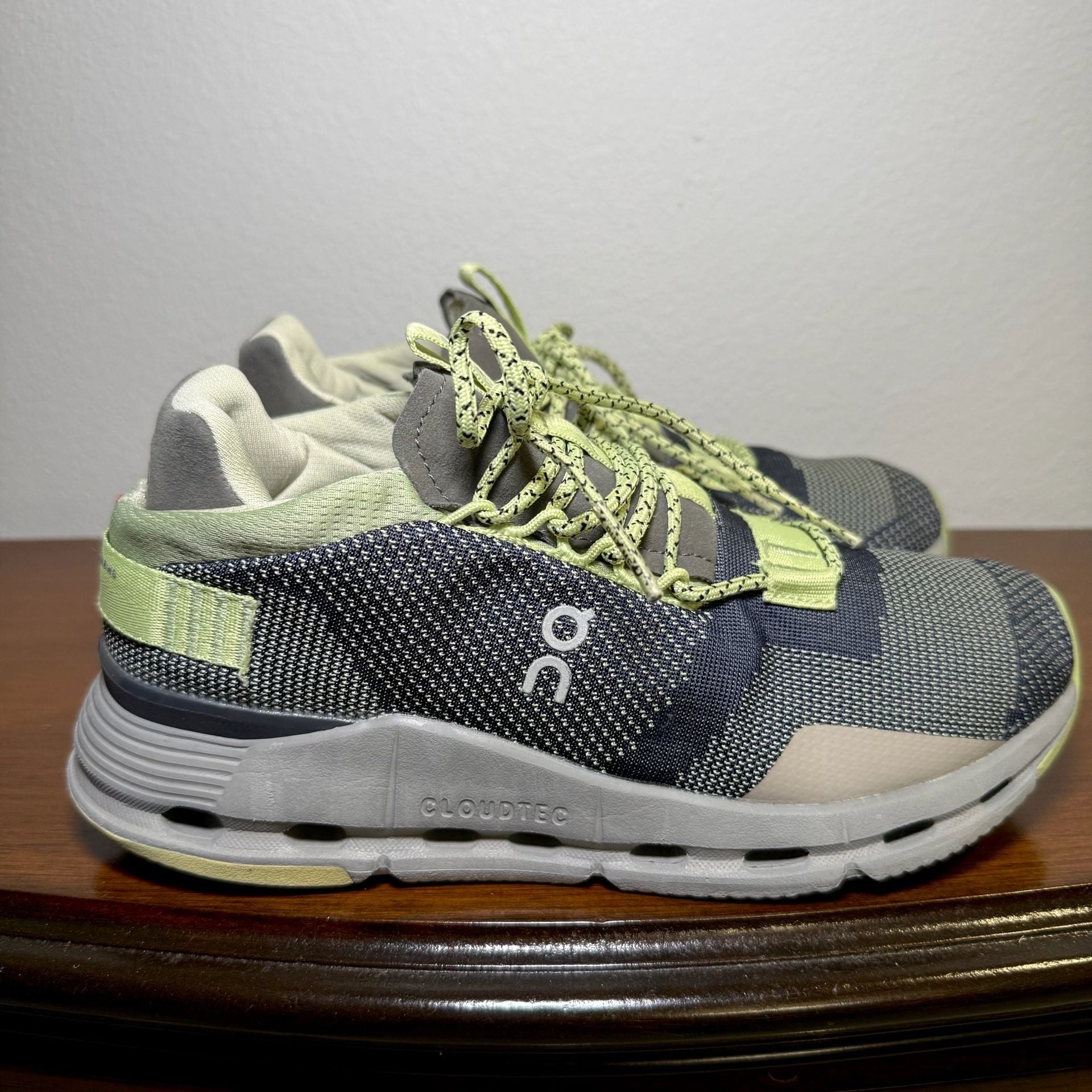 On Cloudnova Women US Size 8 Rock Meadow Running Shoes 4