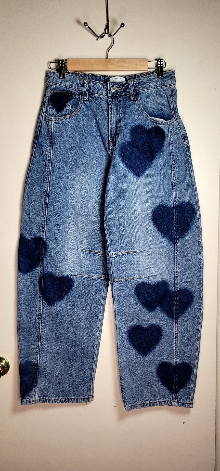 Forever 21 Premium Baggy Jeans Size 26 Blue Heart Print Denim Pants 2