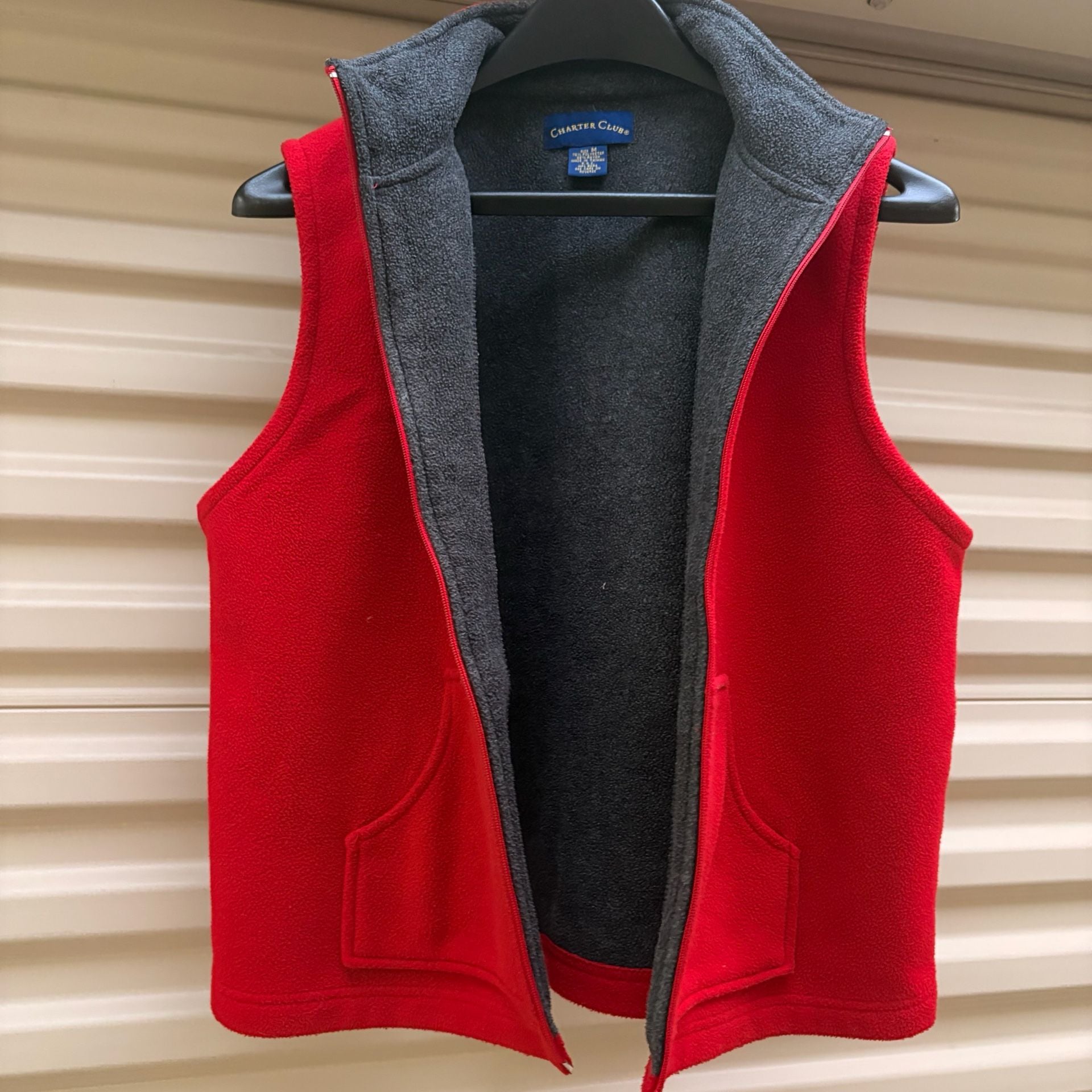Charter Club Fleece Vest Size M Red Full Zip Pockets 3