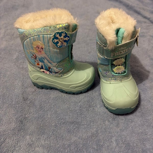 Disney Frozen Snow Boots Elsa Olaf Aqua Blue