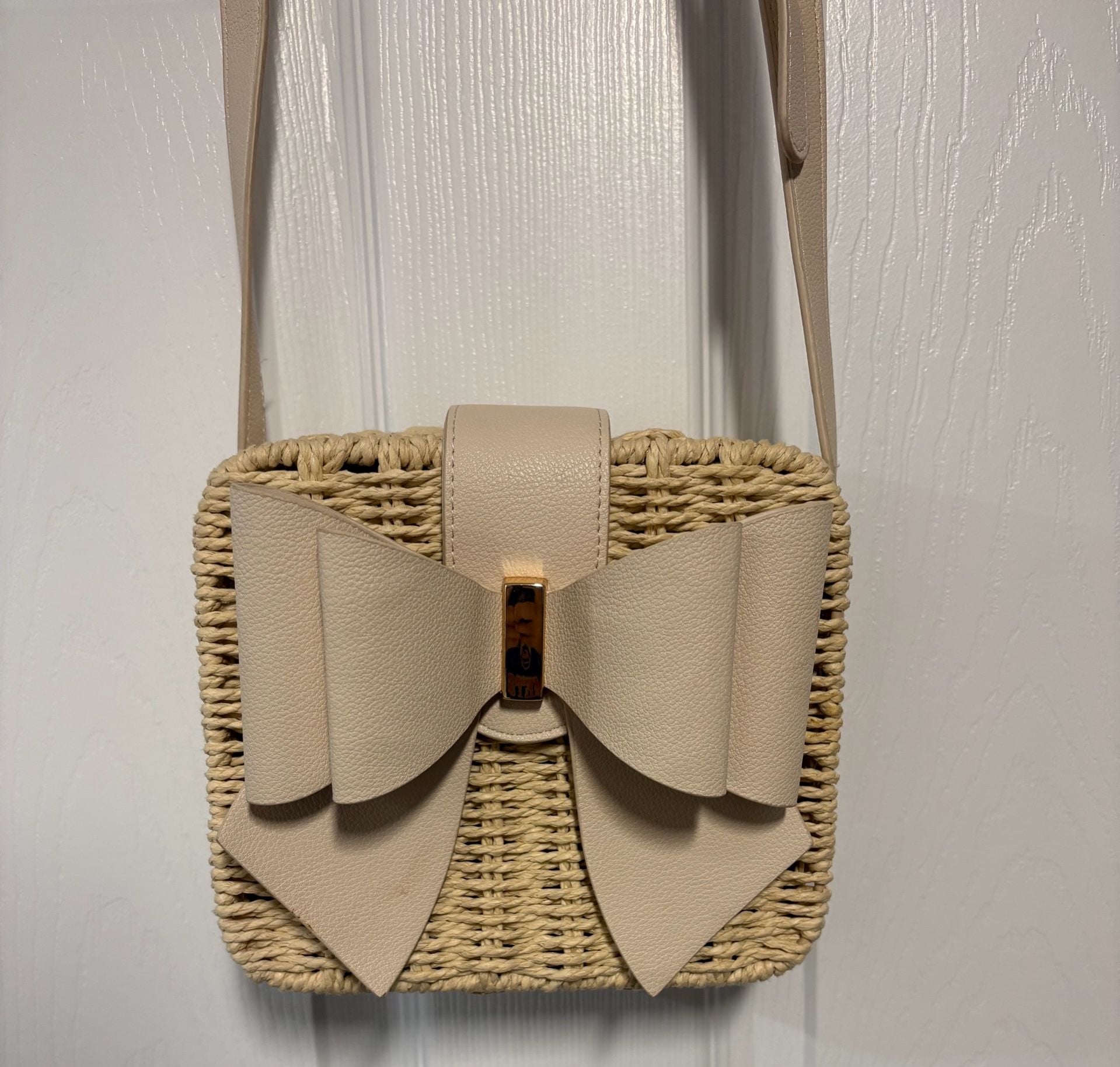 Like Dreams Woven Straw Crossbody Bag 3