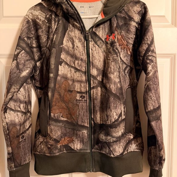 Under Armour Mossy Oak Zip Up Hoodie Size SM PP Camo
