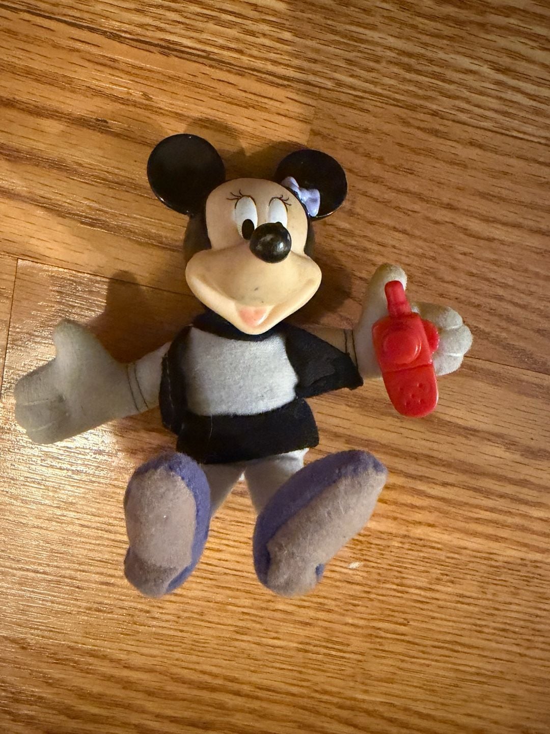 Disney House of Mouse Minnie Mouse Plush Toy with Red Phone 1