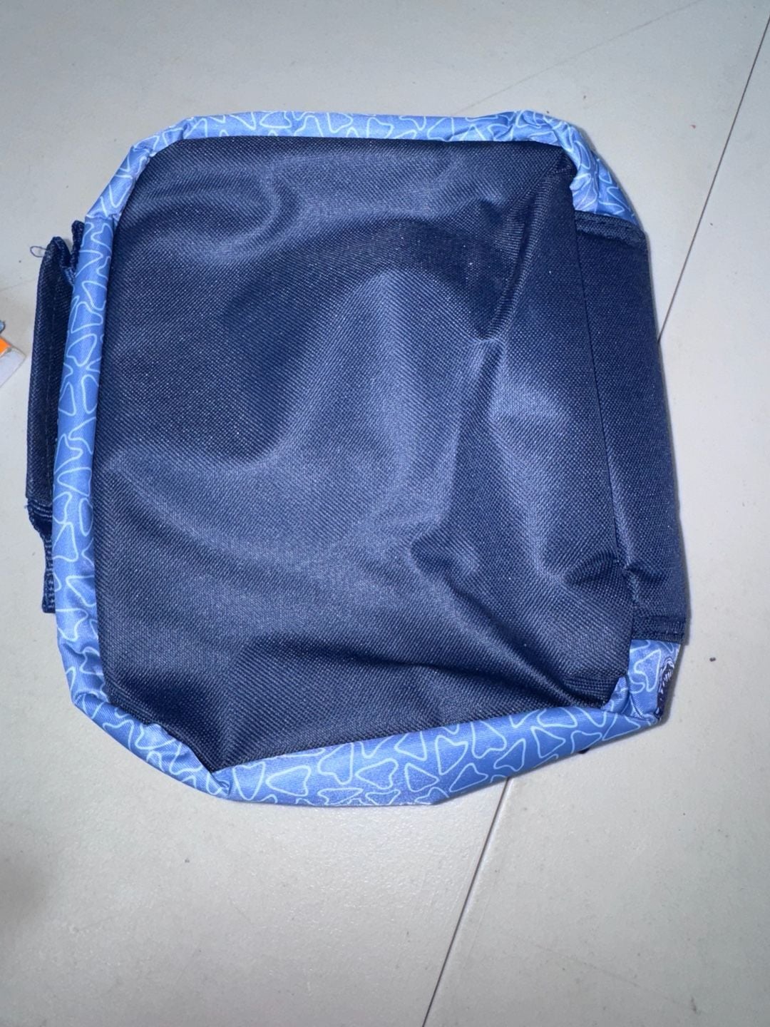 Tommy Bahama Kids Insulated Lunch Bag Blue Shark 3