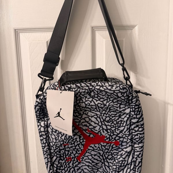 NEW Air Jordan Shoe Box Bag Large Size Logo Swoosh Elephant Print Retro NWT