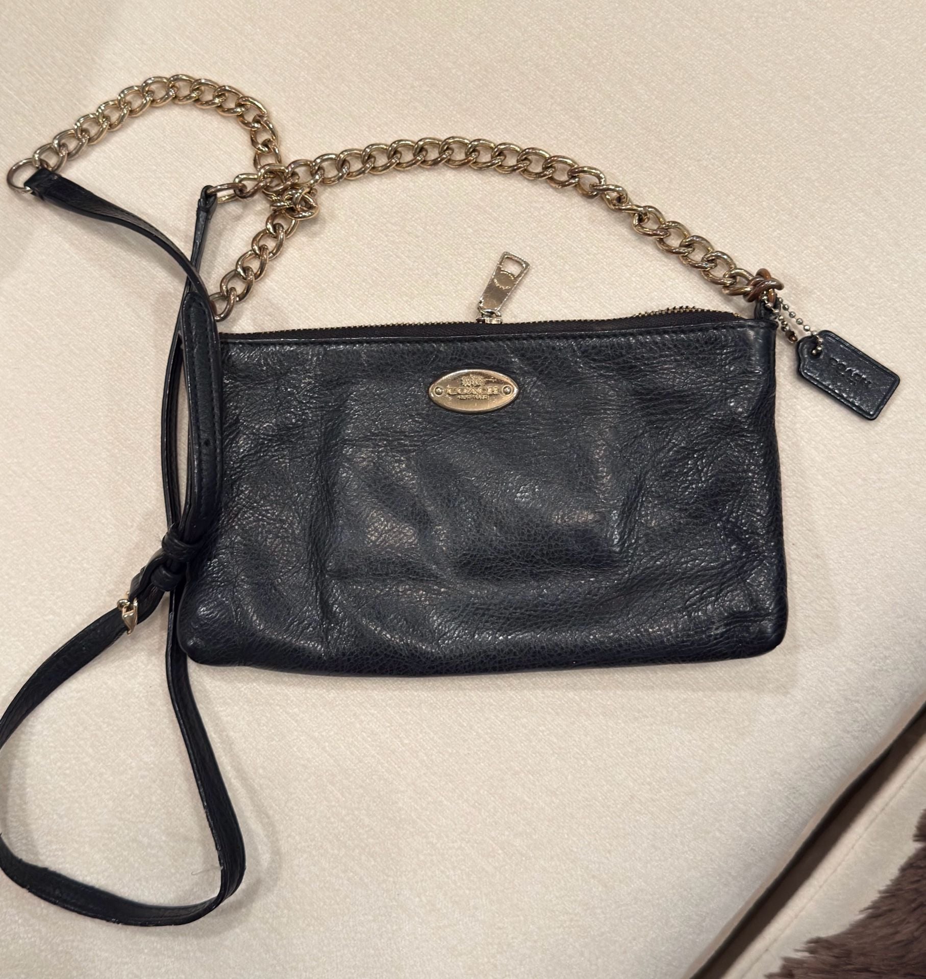 Coach Pebbled Leather Quinn Crossbody Shoulder Bag F52709 Black 2