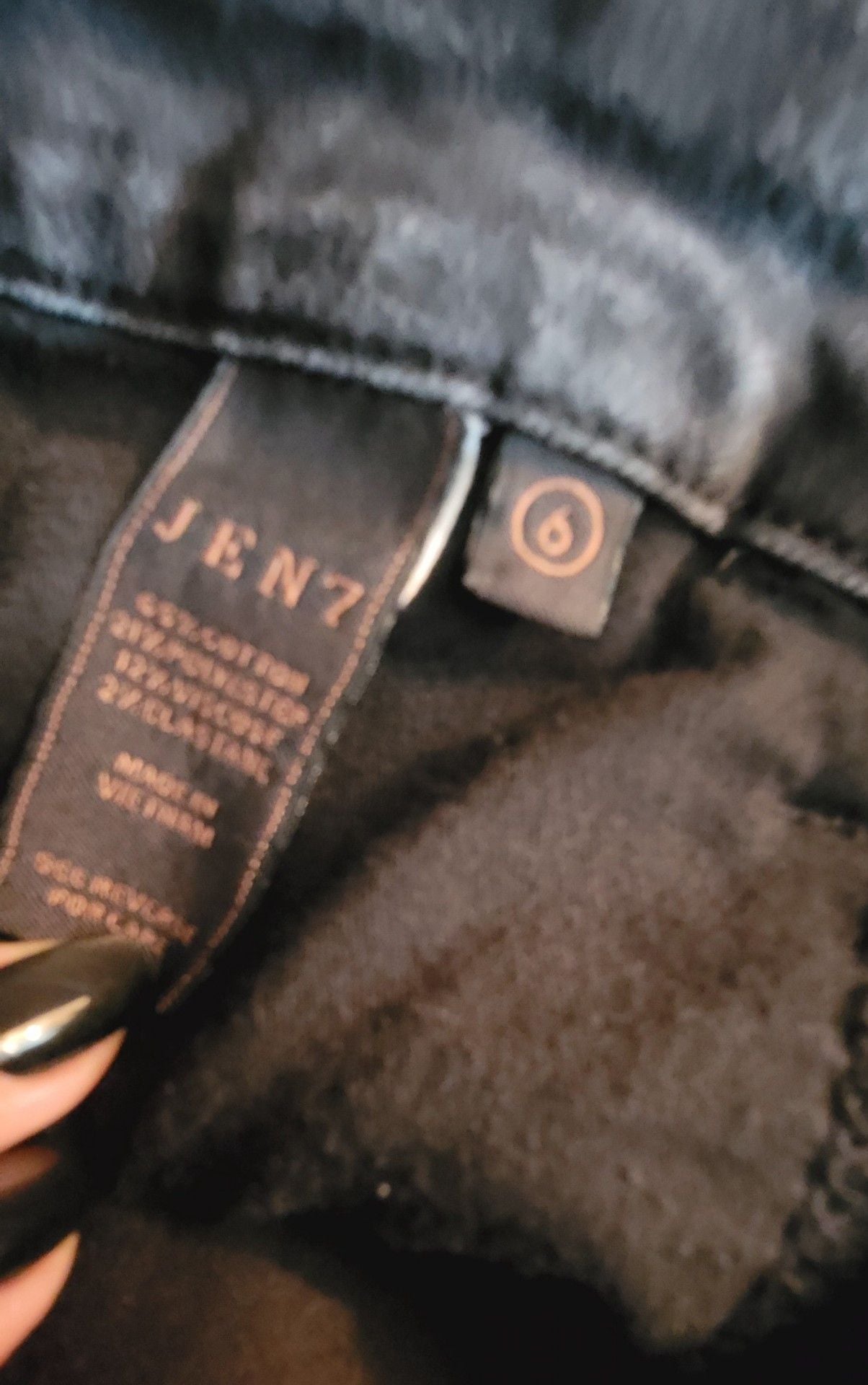 JEN7 Slim Bootcut Jeans Size 6 Black Denim 4