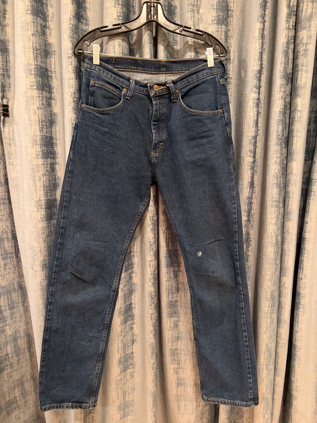 Wrangler Premium Quality Jeans Size 30x32 Dark Wash Denim 2