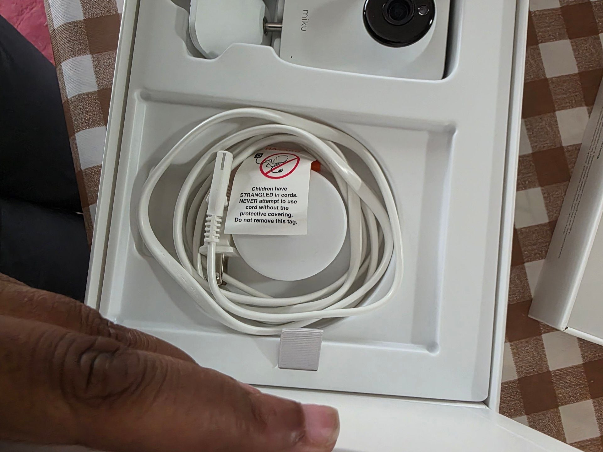 Miku Pro Smart Baby Monitor White 3