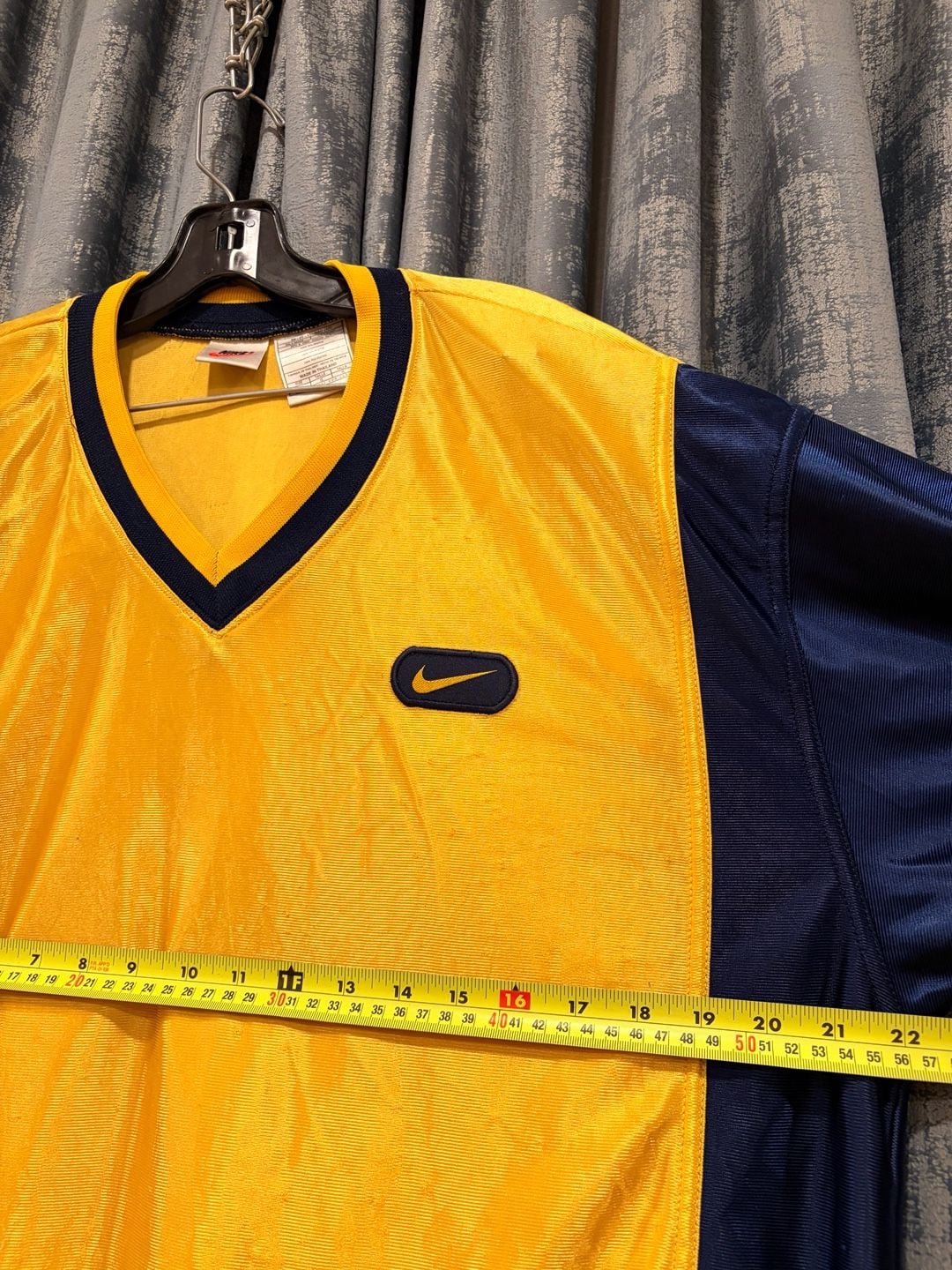 Nike Vintage Basketball Jersey Size L Yellow Blue V-Neck 90s 7