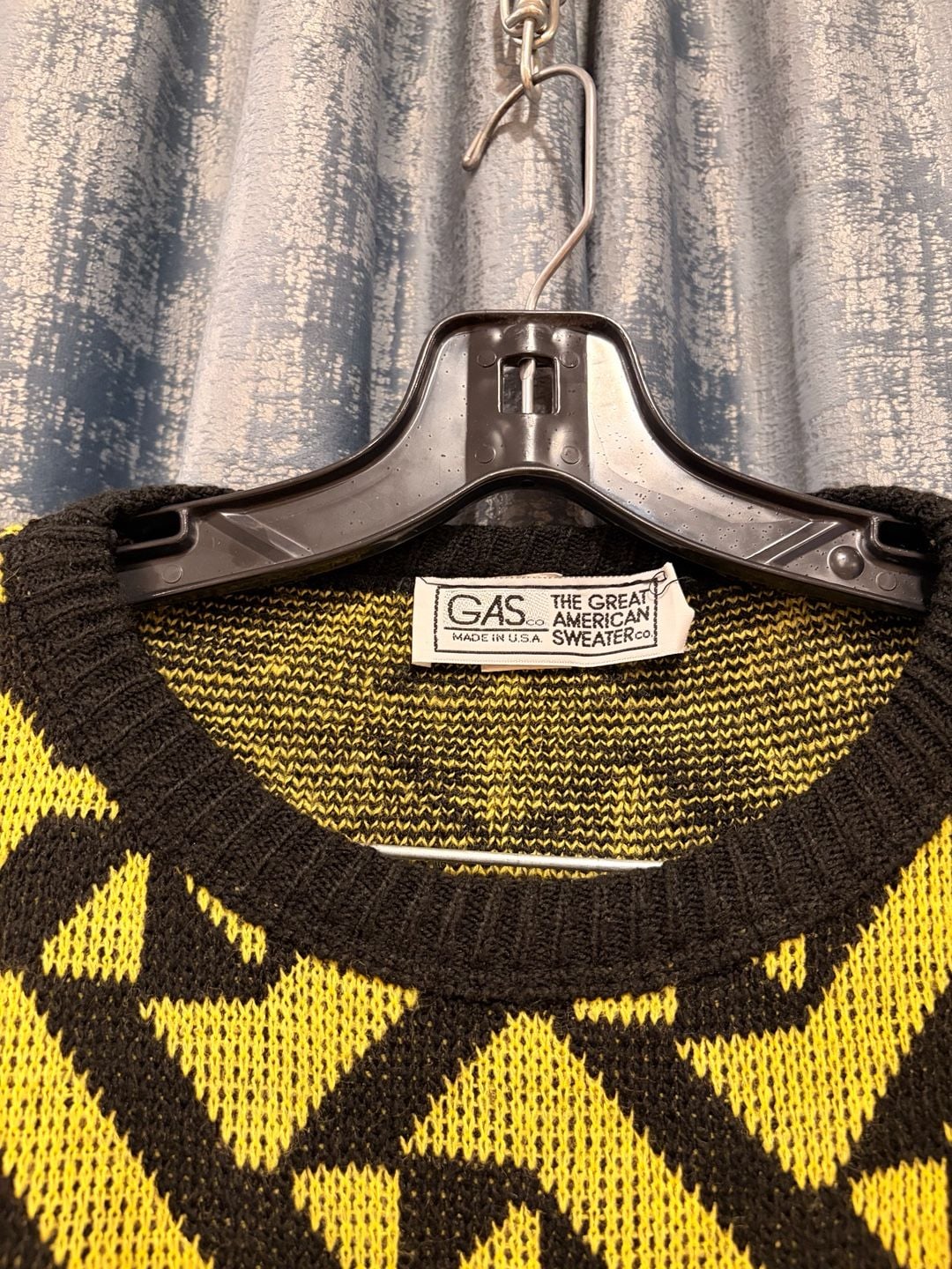 Vintage Gas The Great American Yellow Black Geometric Sweater 3