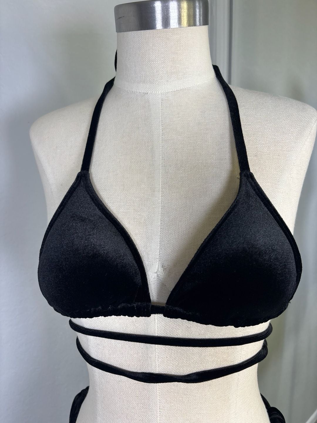 KARMAZ Velvet Bikini Set Black Halter Criss-Cross 10