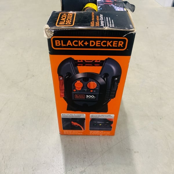Black+Decker 300A Instant Jump Starter J312B