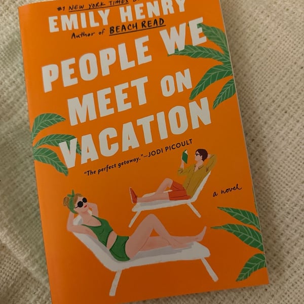 People We Meet on Vacation by Emily Henry Paperback