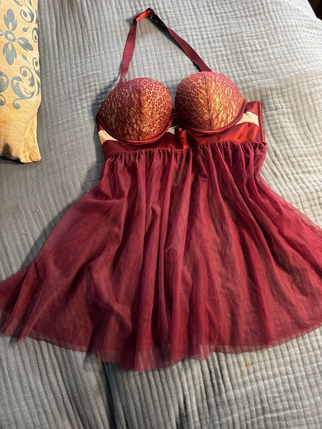 Victoria's Secret Babydoll Lingerie Size 34C Burgundy Lace Halter Dress 1