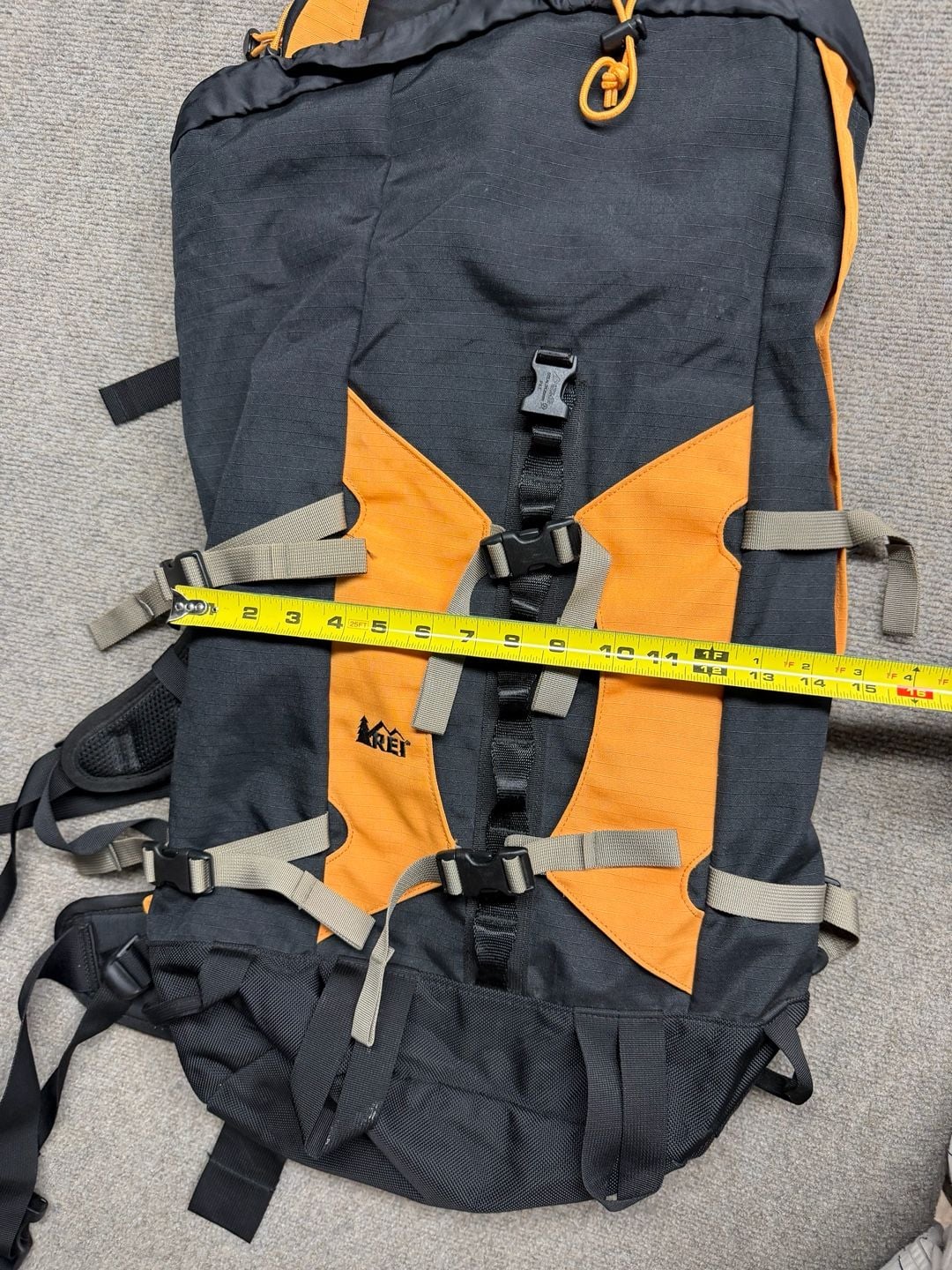 REI Hiking Backpack Black Orange Camping Day Trip Pack 8